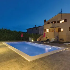 Klaudija Apartament Pula
